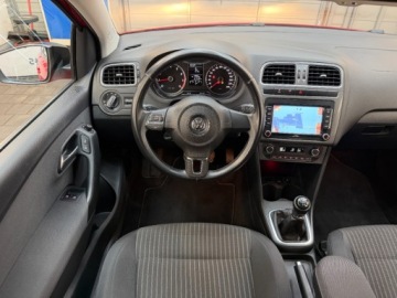 Volkswagen Polo V 2013 Volkswagen Polo R-Line 1.2 TSI Highline 2013 3D VAT Marza 1.2 Benzyna 90KM, zdjęcie 22