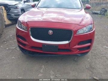 Jaguar F-Pace 2019 Jaguar F-Pace 2019 Jaguar F-PACE 25t Premium AWD 2.0 Benzyna 247KM, zdjęcie 5