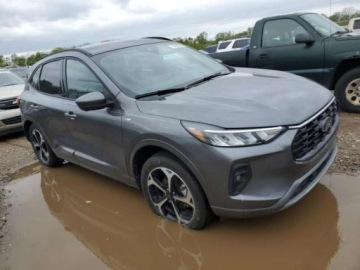 Ford Escape III 2024 Ford Escape Line select 2.0 Benzyna 250KM, zdjęcie 5