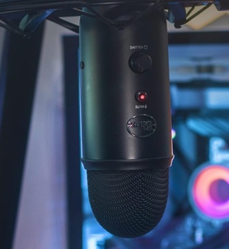 USB-конденсаторный микрофон BLUE YETI BLACKOUT для потоковой передачи