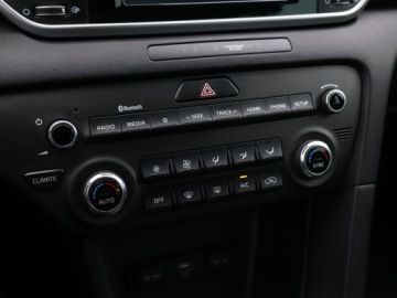 Kia Sportage IV SUV Facelifting 1.6 T-GDI 177KM 2019 Kia Sportage 1.6 T-GDI, Salon Polska, zdjęcie 16