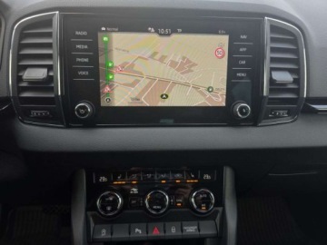 Skoda Karoq Crossover Facelifting 1.5 TSI ACT 150KM 2023 Skoda Karoq 1.5TSI 150KM DSG Style Pakiet Tech Amundsen Hak holowniczy ele, zdjęcie 14