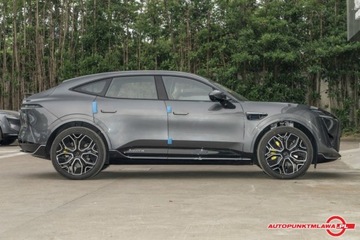  AVATR 11 Avatar 11 2025 Ultra 4WD pure electric version Auto Punkt 547KM, zdjęcie 7