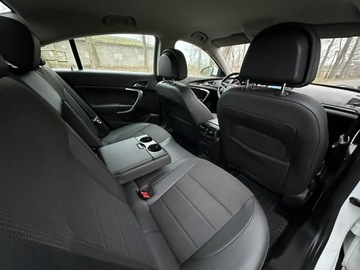 Opel Insignia I Sedan 2.0 CDTI ECOTEC 160KM 2009 Opel Insignia COSMO 2.0 CDTI 160 KM Navi Alu18'', zdjęcie 26