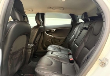 Volvo V40 II Cross Country D3 150KM 2014 Volvo V40 Ocean Race Klima Nawi Alu Zamiana Gwarancja Raty 2.0 Diesel 150KM, zdjęcie 22