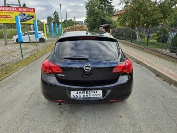 Opel Astra J Hatchback 5d 1.4 Turbo ECOTEC 120KM 2011 Opel Astra Opłacona Zdrowa Zadbana Serwisowana, zdjęcie 4