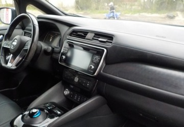 Nissan Leaf II 2018 Nissan Leaf Okazja Elektryczny 122KM, zdjęcie 21