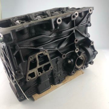 BLOK MOTORU AUDI A3 VW 1.6 TDI 03L021CS CAY 03L