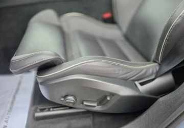 Volvo XC60 II 2022 Volvo XC 60 Lift FV 23 AWD Pakiet Dark HAK Head-UP 2.0 Diesel 197KM, zdjęcie 22