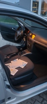 Opel Astra H Kombi 1.9 CDTI ECOTEC 100KM 2007 Opel astra h, zdjęcie 9