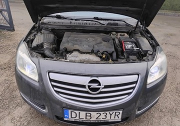 Opel Insignia I Sedan 2.0 CDTI ECOTEC 130KM 2010 Opel Insignia 2010r, 2.0 CDTI. AUTOMAT. Lekko uszkodzony tyl. Jezdzi. 2.0, zdjęcie 4
