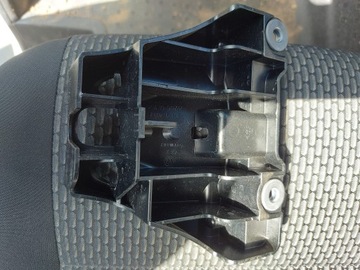 DRŽÁK NÁDRŽE VYROVNÁVACÍ VW TRANSPORTER 16-