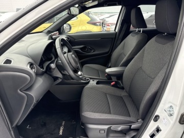 Toyota Yaris IV Hatchback 1.5 Hybrid Dynamic Force 116KM 2024 Toyota Yaris Cross Hybrid 1.5 Style Hybrid 1.5 Sty, zdjęcie 12