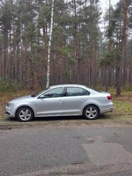 Volkswagen Jetta 2013 VW JETTA IV (162, 163, AV3, AV2) 1.2 TSI 105 KM Comfortline, zdjęcie 2