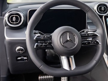 Mercedes GLC C254/X254 Coupe 2.0 200 204KM 2025 MERCEDES-BENZ GLC 200 4-Matic AMG Line 2.0 (204KM) 2025, zdjęcie 5