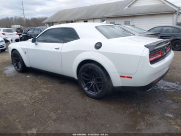 Dodge Challenger III 2020 Dodge Challenger 2020 Dodge Challenger RT Scat Pack Widebody RWD 6.4 485KM, zdjęcie 3