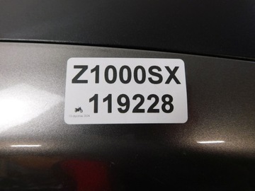KAWASAKI Z1000SX KUFER BOCZNY PRAWY BRAK KLUCZYKA