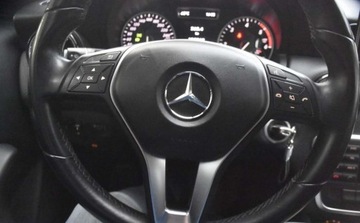 Mercedes Klasa A W176 Hatchback 5d 1.5 180 CDI BlueEFFICIENCY 109KM 2013 Mercedes-Benz Klasa A Mercedes-Benz Klasa A 180 CDI BlueEFFICIENCY Edition, zdjęcie 8
