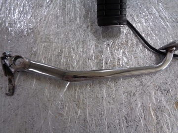 HONDA V65 VF 1100 Magna Set Podnóżek Prawy