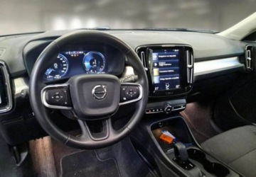 Volvo XC40 Crossover Plug-In 1.5 T4 Plug-in Hybrid 211KM 2021 Volvo XC 40 Plug-In T4 Navi Virtual Kamera Szyberdach Piekny Kolor, zdjęcie 10