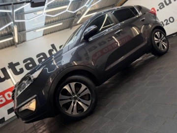 Kia Stinger 2011 Kia Sportage 1.7 crdi po serwisie olejowo filtrowym gotowy do jazdy bezwyp, zdjęcie 9