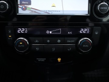 Nissan X-Trail III Terenowy 1.6 DIG-T 163KM 2015 Nissan X-Trail 1.6 DIG-T, Salon Polska, zdjęcie 11