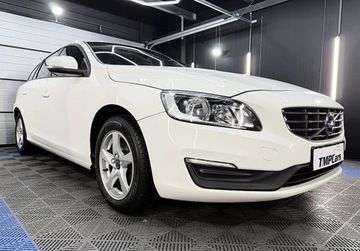 Volvo V60 I Kombi Facelifting 1.5 T3 DRIVE-E 152KM 2017 Volvo V60 Polski salon _ Pierwszy wlasciciel _ 1.5 Benzyna 152KM