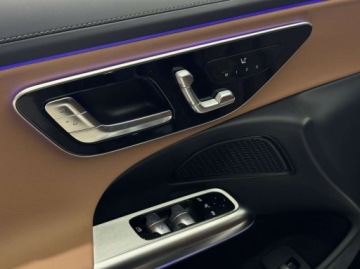 Mercedes Klasa E W214 Sedan 2.0 220d 197KM 2025 Mercedes-Benz Klasa E AMG Line 4 Matic Pakiet Night Pakiet oswietlenia, zdjęcie 18