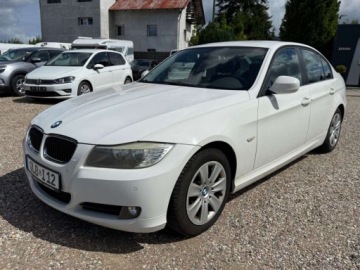BMW Seria 3 E90-91-92-93 Limuzyna E90 318i 143KM 2008 BMW Seria 3 Exclusive BMW2.0143KM TempomatParktroniki GrzaneElektryczneFot, zdjęcie 5