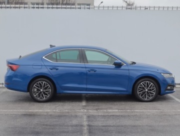 Skoda Octavia IV Liftback 1.5 TSI EVO 150KM 2022 Skoda Octavia 1.5 TSI e-tec, Salon Polska, zdjęcie 5