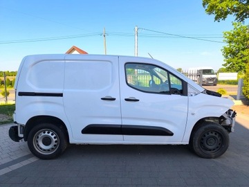CITROEN BERLINGO IV PEUGEOT PARTNER STĚNA PŘEPÁŽKOVÁ PŘEPÁŽKA ZAVAZADLOVÁ
