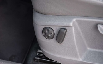 Volkswagen Sharan II Van 2.0 TSI 200KM 2014 Volkswagen Sharan 2.0B 200Ps Ledy Xenony Automat 7 Foteli Alkantara Klimat, zdjęcie 9