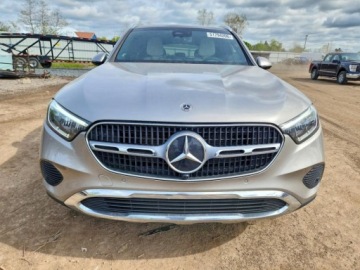 Mercedes GLC C254/X254 2023 Mercedes-Benz GLC 300 4Matic 2023 2.0 Benzyna 255KM, zdjęcie 5