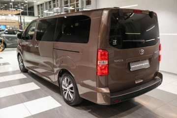 Toyota 2021 Toyota Proace Verso Verso 2.0 D4-D Long VIP Aut. 2.0 Diesel 177KM, zdjęcie 3