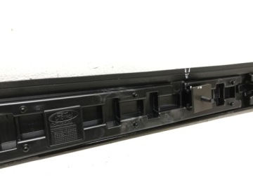 НАКЛАДКА НА КРЫШУ MUSTANG MACH-E ПРАВАЯ LJ8B-R50462-A