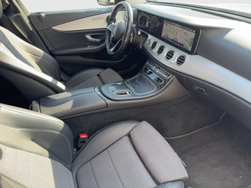Mercedes Klasa E W213 Limuzyna Facelifting 2.0 E220d 194KM 2021 Mercedes-Benz E 220 220d 4 Matic, Pakiet AMG, Salo, zdjęcie 19
