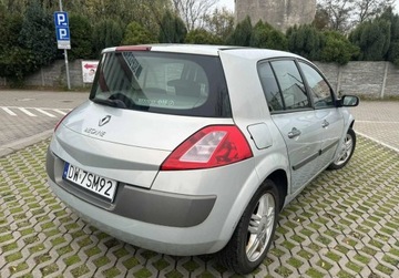 Renault Megane II Sedan 1.6 i 16V 115KM 2002 Renault Megane BLACK FRIDAY 1.6 benzyna LPG 2002r 1.6 BenzynaLPG 115KM, zdjęcie 2