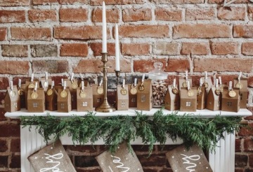 Подставной адвент-календарь - пустой дом (заполняется самостоятельно)