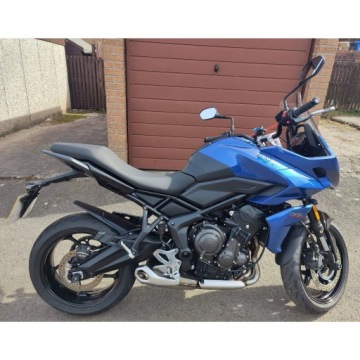 Расширение крыла пирамиды Matte Black Triumph Tiger Sport 660 2022-Акту