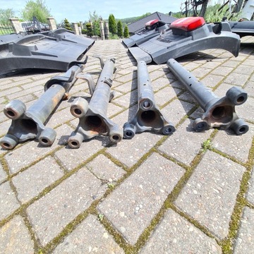 ACTROS MP 4 КРЕПЛЕНИЕ КОЛЕСНОЙ АРКИ ТРУБА КРЫЛА