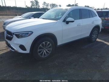 Mercedes GLC C254/X254 2024 Mercedes-Benz GLC 2024 Mercedes-Benz GLC GLC 300 4MATIC SUV 2.0 Benzyna, zdjęcie 2
