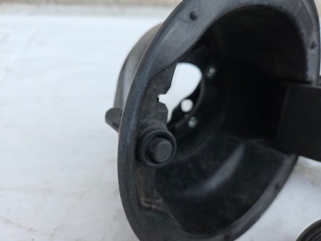 KIA CEED II 12-17 HB KLAPKA WLEWU PALIWA KOLOR be