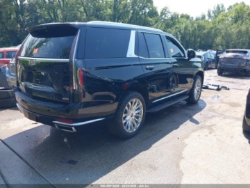 Cadillac Escalade III 2023 Cadillac Escalade 4wd Premium Luxury 2023 6.2 Benzyna 420KM, zdjęcie 2