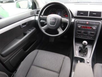 Audi A4 B7 Avant 2.0 20V 131KM 2006 Audi A4 2.0, Klima, Klimatronic, Tempomat, zdjęcie 6