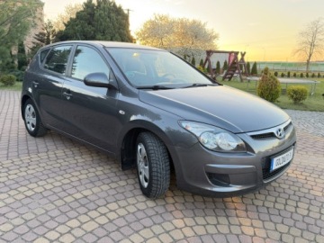 Hyundai i30 I Hatchback 1.4 109KM 2010 Hyundai i30 1.4 109KM Klima Sprawdz 1.4 Benzyna 109KM, zdjęcie 6
