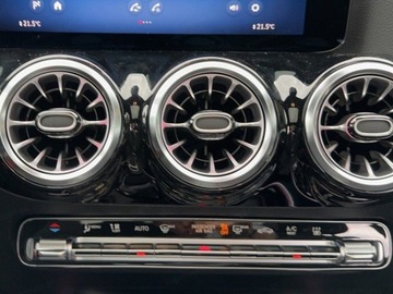 Mercedes GLA II Off-roader Facelifting 1.3 200 163KM 2025 MERCEDES-BENZ GLA 200 AMG Line Suv 1.3 (163KM) 2025, zdjęcie 8