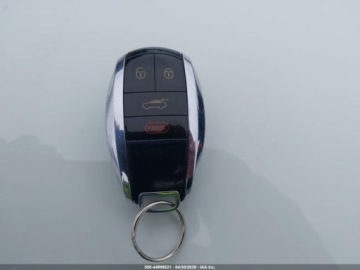 Bentley Bentayga 2018 Bentley Bentayga W12 2018 6.8 Benzyna 608KM, zdjęcie 12