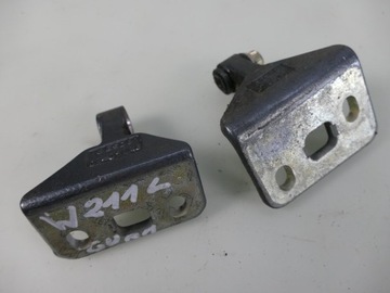 MERCEDES W211 FACELIFT PANTY DVEŘE LEVÝ ZADNÍ C368