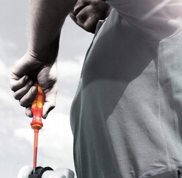 Набор WERA Kraftform Kompakt W 1 отвертка, трещотка 1/4 дюйма 05135926001