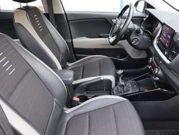 Kia Stonic Crossover 1.0 T-GDI 100KM 2020 Kia Stonic 1.0 T-GDI, Salon Polska, Serwis ASO, zdjęcie 8